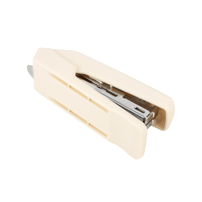 AGRAFEUSE / STAPLER DE0271