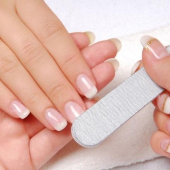 Manucure et pédicure à domicile  | déplacement 15.000ar - Limage