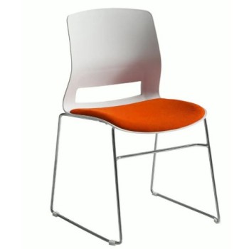 CHAISE EN PLASTIQUE BLANC